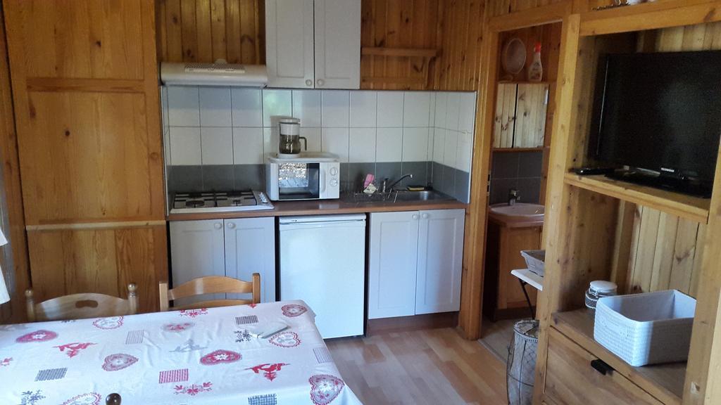 Camping La Motte Flottante La Freissinouse Екстериор снимка