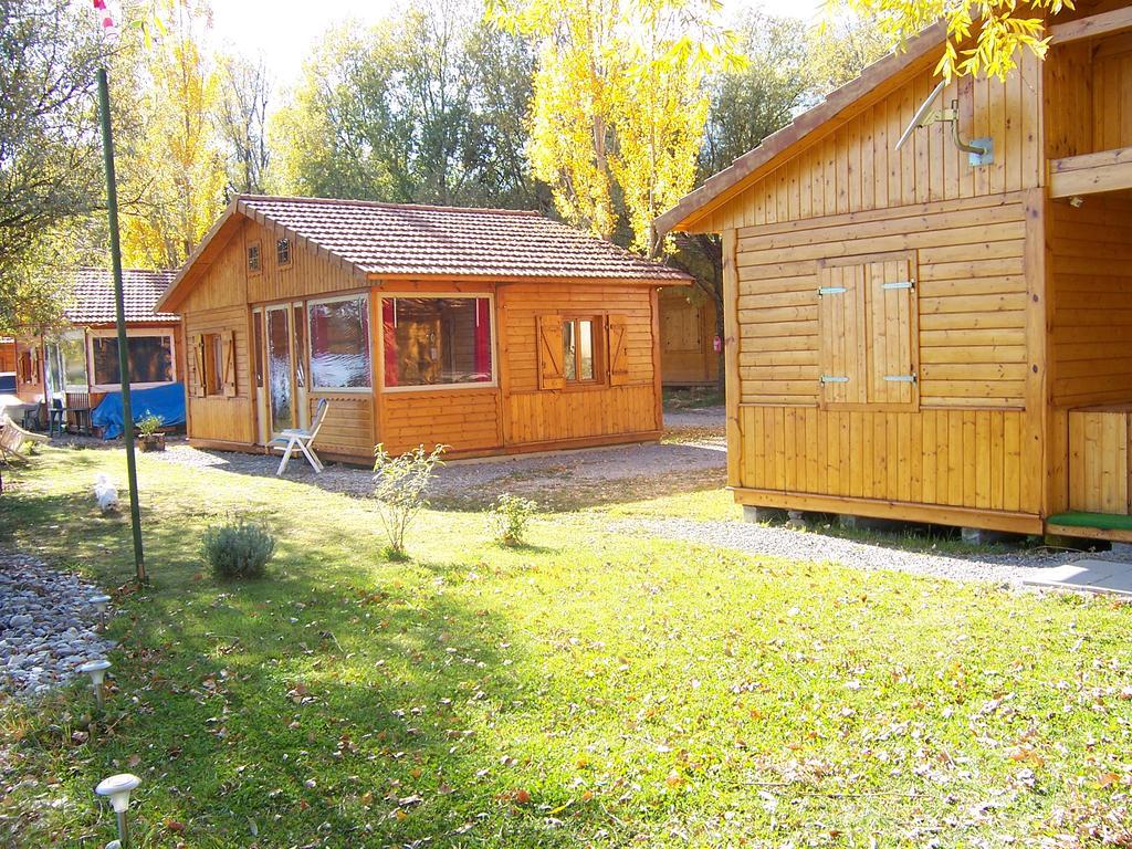 Camping La Motte Flottante La Freissinouse Екстериор снимка