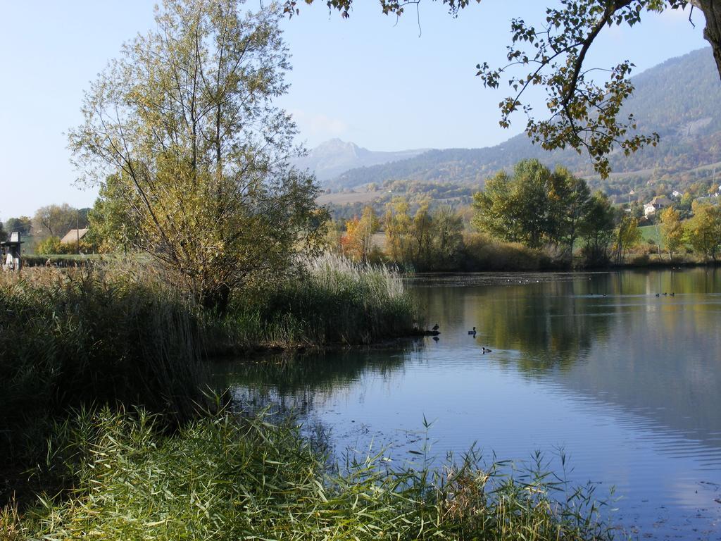 Camping La Motte Flottante La Freissinouse Екстериор снимка